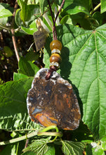 BIG DIGGINGS AGATE NECKLACE